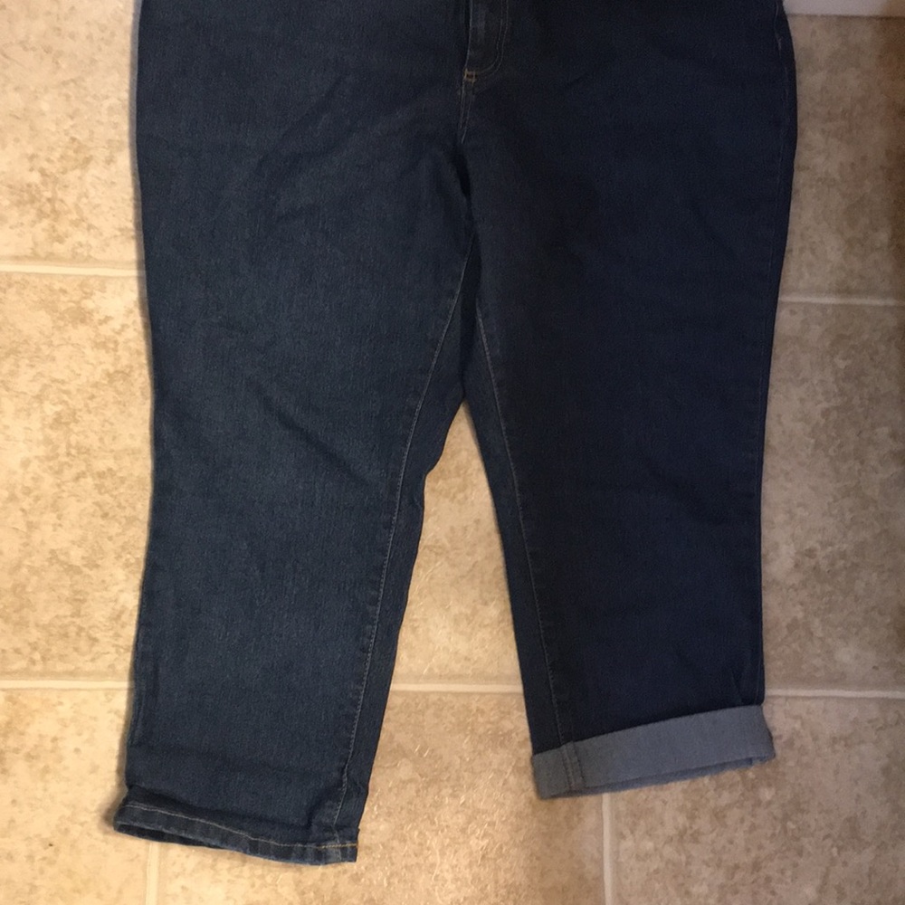 Cuffed Jeans - Picture 6 of 9